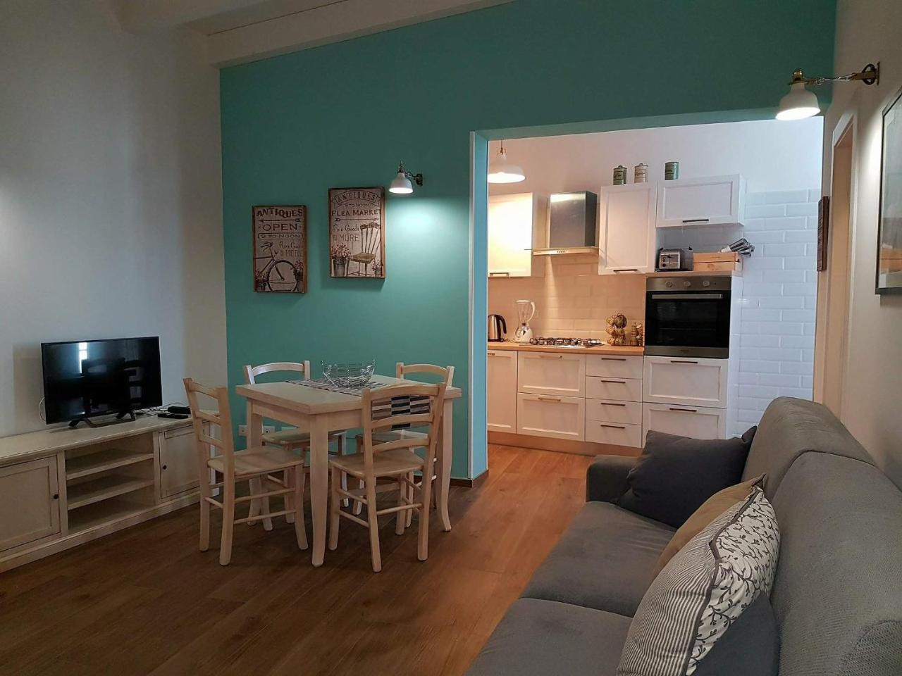 Color Apartment Monopoli Esterno foto
