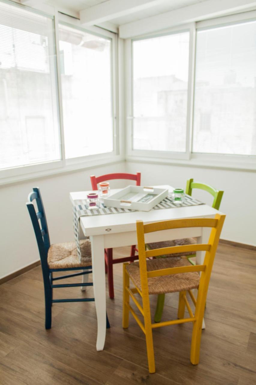 Color Apartment Monopoli Esterno foto